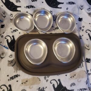 Stainless Steel Cat Or Dog Bowls with Brown Mat